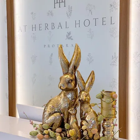 At Herbal Boutique & Hotel