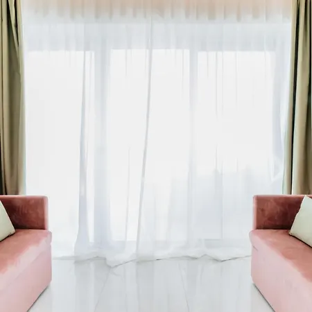 Hotel At Herbal