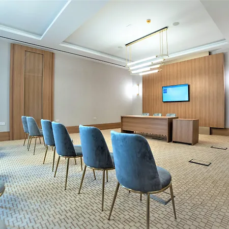 Hotel At Herbal