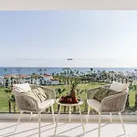Hotel At Herbal Boutique & 5*