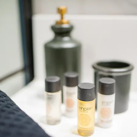 Szálloda At Herbal Boutique & 5*