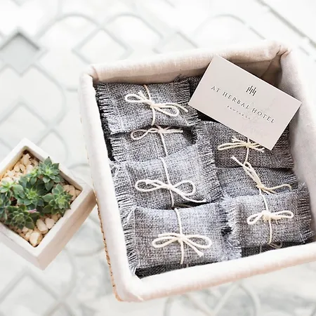 Ξενοδοχείο At Herbal Boutique & Πρωταράς