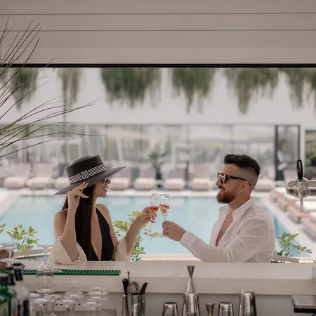 At Herbal Boutique & 5* 普罗塔拉斯