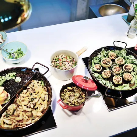 호텔 At Herbal Boutique &