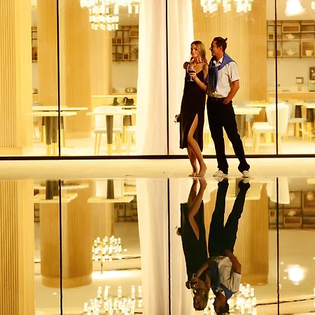 Hotel At Herbal Boutique & 5*