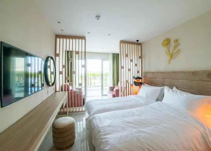 At Herbal Boutique & Отель Протарас