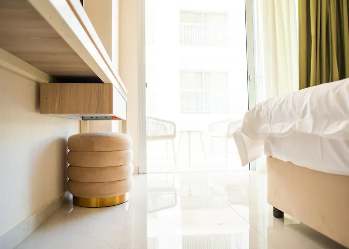 At Herbal Boutique & Отель