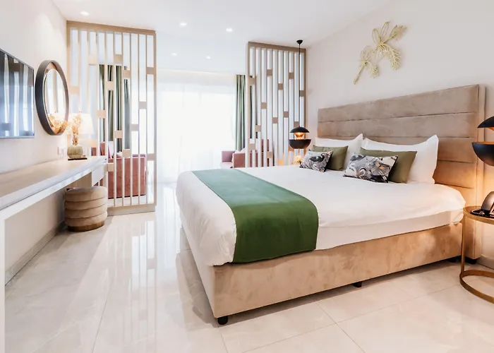 At Herbal Boutique & Hotel