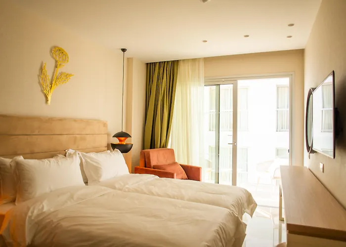 Hotel At Herbal Boutique &